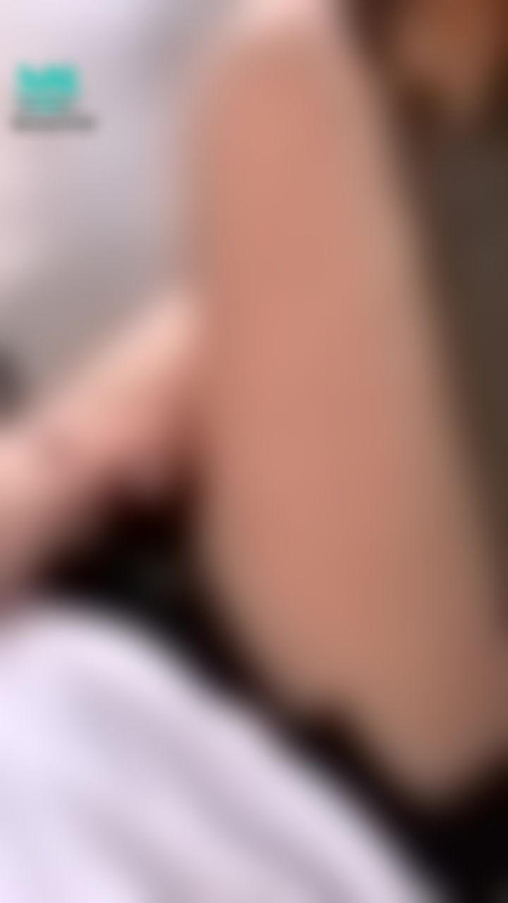  : ⚠️無預警發送福利片⚠️
到今日晚上12點送最多「口紅💄」給望娜的寶貝🎁
直接送一部
三分鐘長片 OL下班小確幸之噴水小鯨魚🐳影片❤️
送滿十支再加送兩部 兩分鐘的多人長片❤️