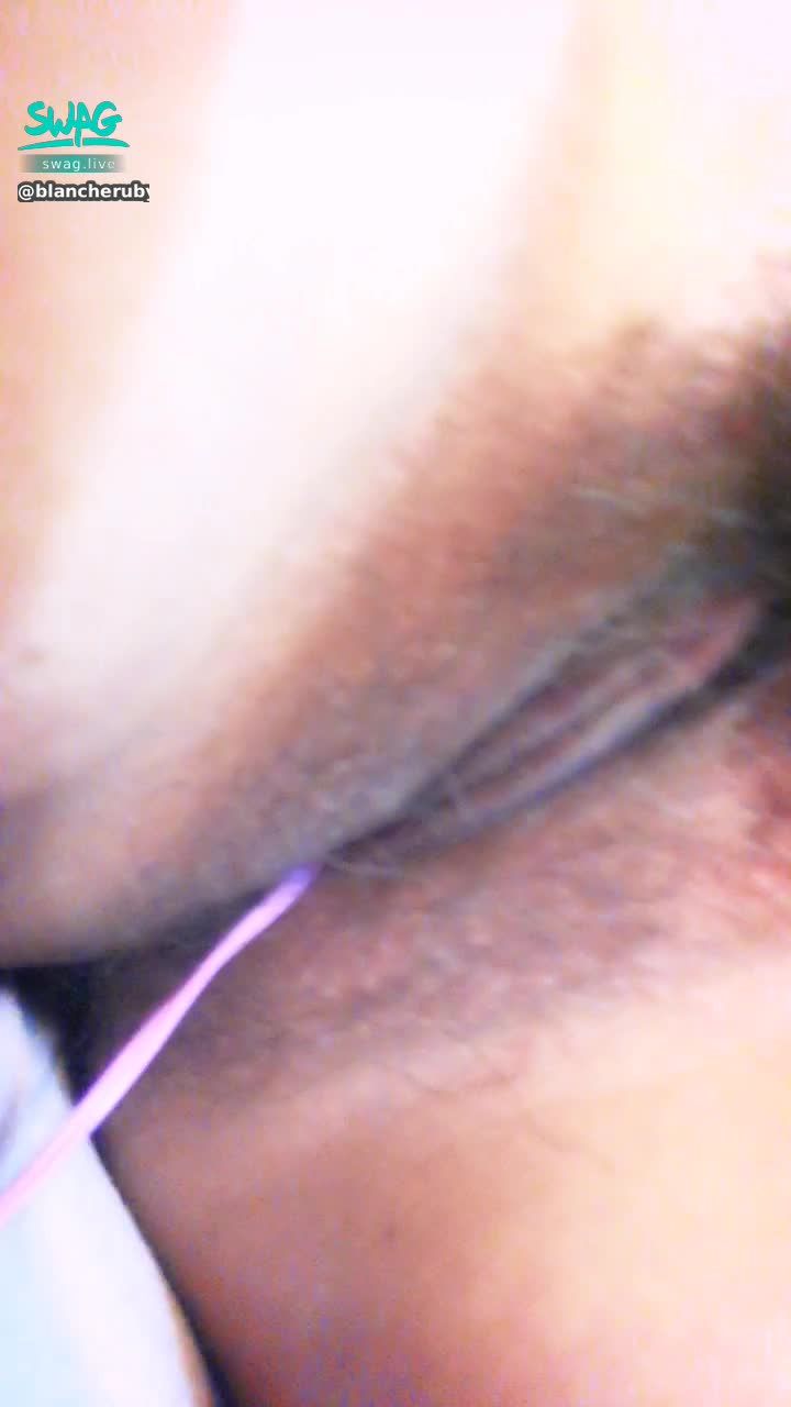 b*********y : ✨小嫩穴濕到跳蛋掉出來💦🔞想直接高潮❗️嫩鮑控必解