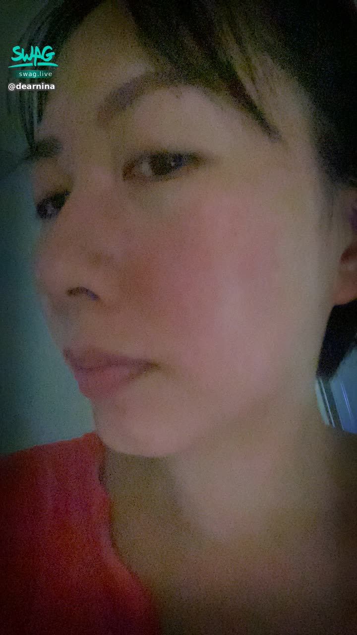 d******a : 素顏側臉😊