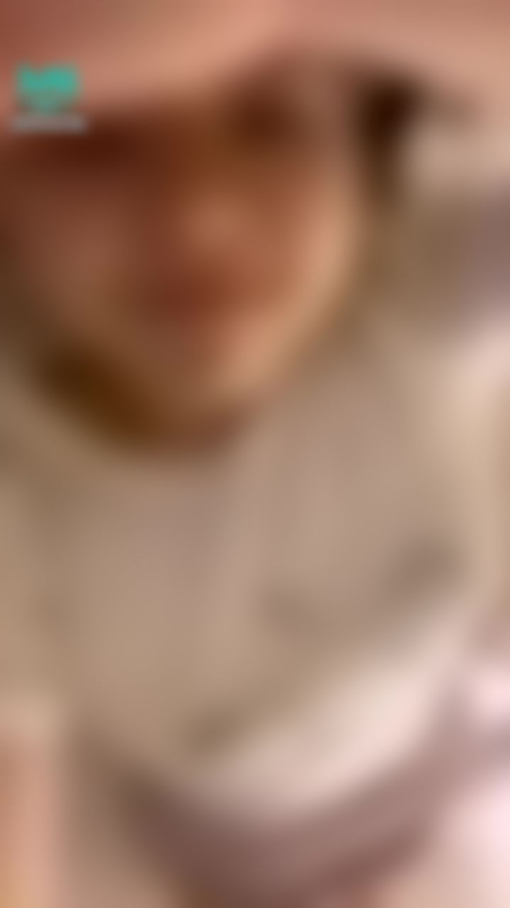 l*******y : 我妹問我又在幹嘛😂
阿不就很累躺躺在床床
然後錄個影片😂