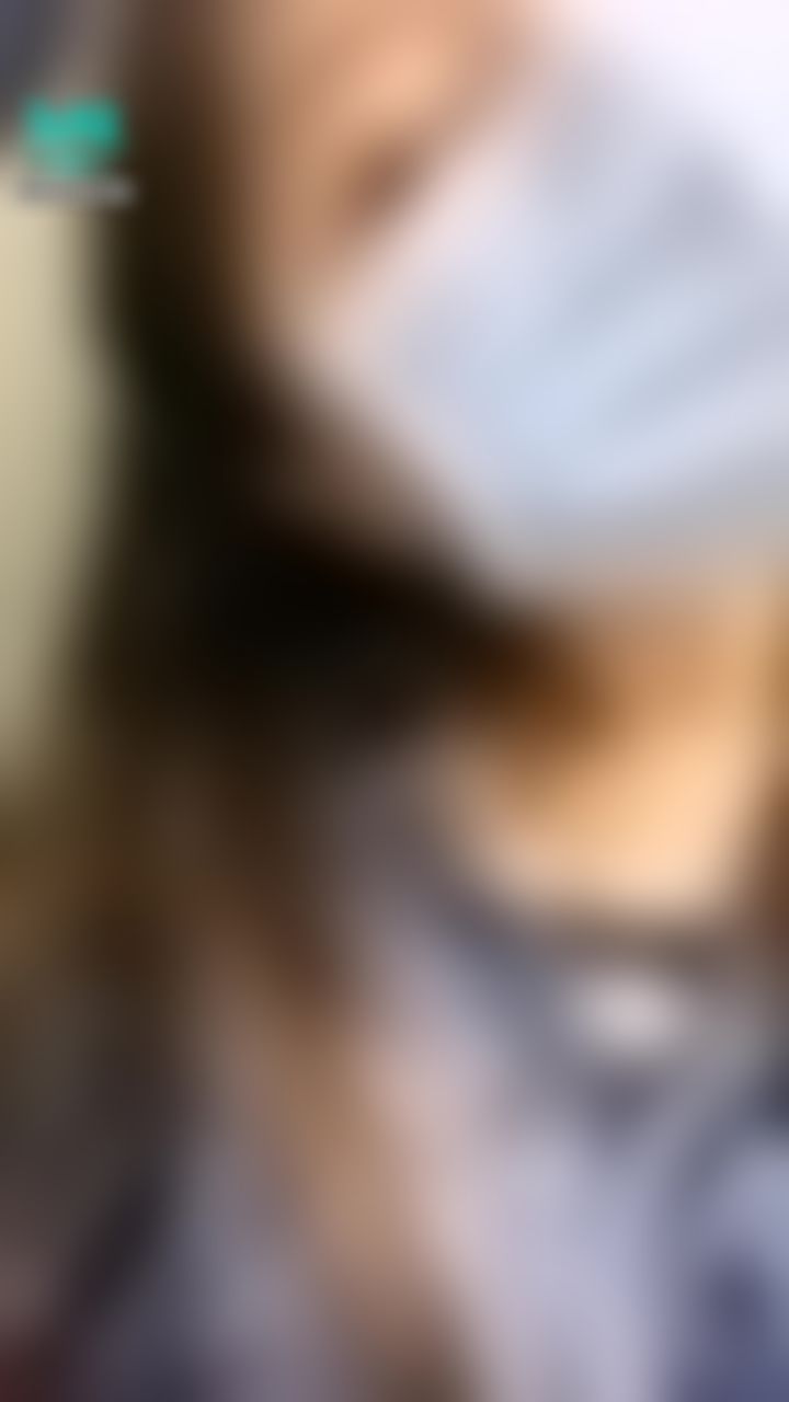l*******y : 臉臉的肉肉啊
口罩可以買最大號的嘛😂
那天我朋友說，他想瘦臉
可是是骨頭，沒辦法
他看了我，就說
你的完全是肉啊😂😂