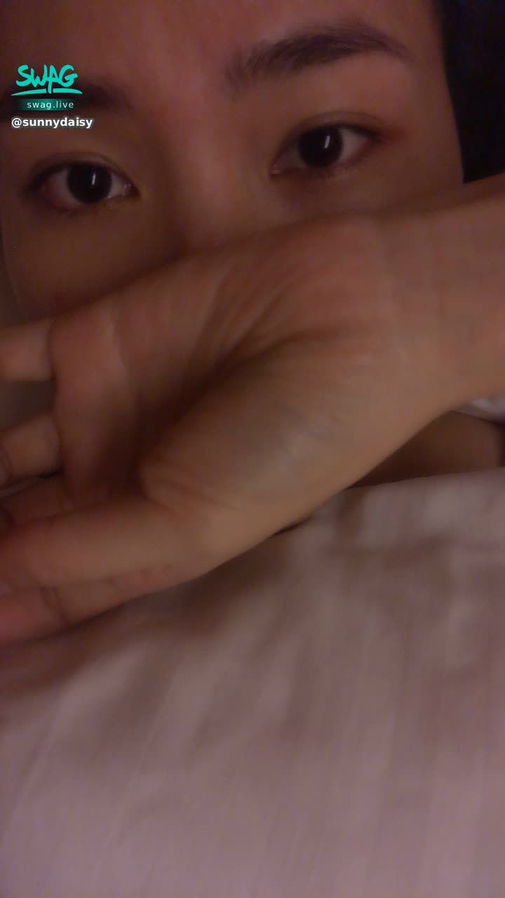  : Sonny's eyes are tired from drinking for two days, good night Beibi