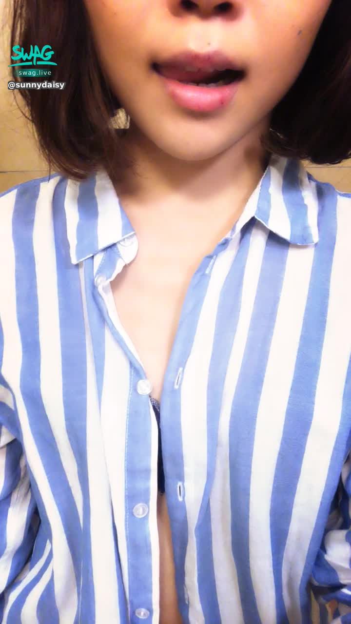  : Bei nose likes to see me wearing a shirt alone