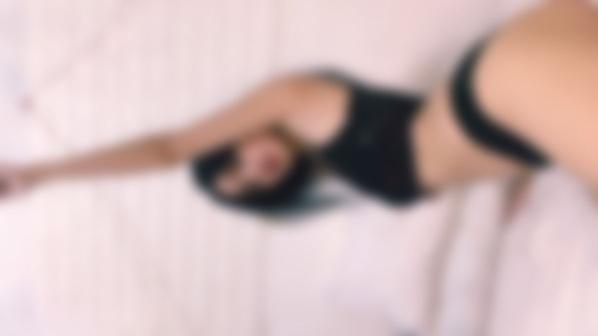 citrahanna : yoga with me 🧎🏻‍♀️