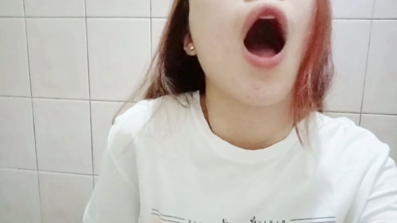 c****a : Sweet Girl Playing Her Pussy!🔞💋💋💦