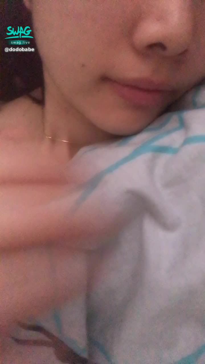 d******e : 不想起床，快来给我点动力好吗🎁🎁🎁