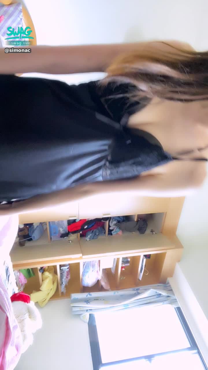  : Baby drag show, change to the new sexy pajamas my brother bought/trying on new sexy lingerie for daddies