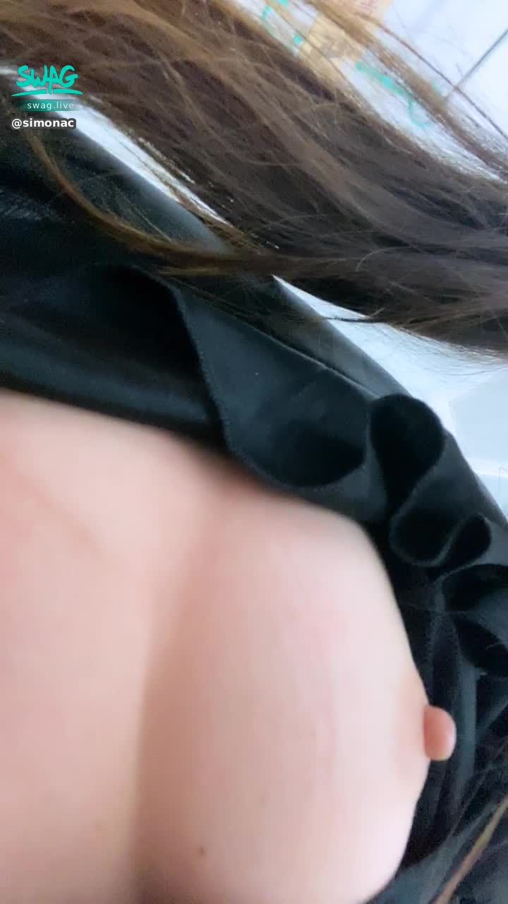 simonac : 殘寶貝露奶想聊天 /late night chat with my pink nipple