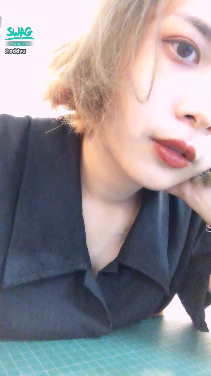 o***u : 等待著下班陪你聊天❤️