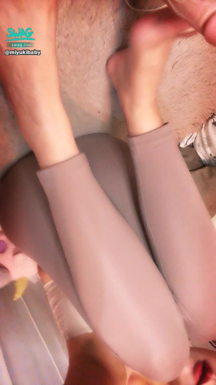  : 💦 Yoga Series 💋💕 Low Drill Foot Fetish 🦶🏻👉🏻👌🏻💦 whether to shoot in the foot 😈❤️💋