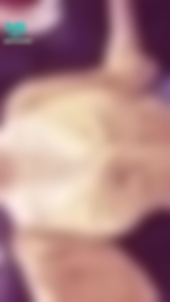  : 新長片上架🎉🎉🎉
🌹個人自慰長片🌹深度口交/第一視角/個人淫語/自動砲機/高潮白漿

第一次嘗試個人慰慰長片❤️希望寶貝們會喜歡❤️第一視角一邊說著淫語一邊口交著自慰棒，就像親自在幫寶貝服務一樣💓初次使用新買的玩具「自動砲機」也抽插得太快了吧！！裡面還會旋轉⋯小穴穴被自己插玩到好濕好濕⋯忍不住高潮了嗚哇⋯⋯最後還意猶未盡的舔著棒棒上的淫水💕寶貝也要看著人家一起射給我好嗎💦💦💦