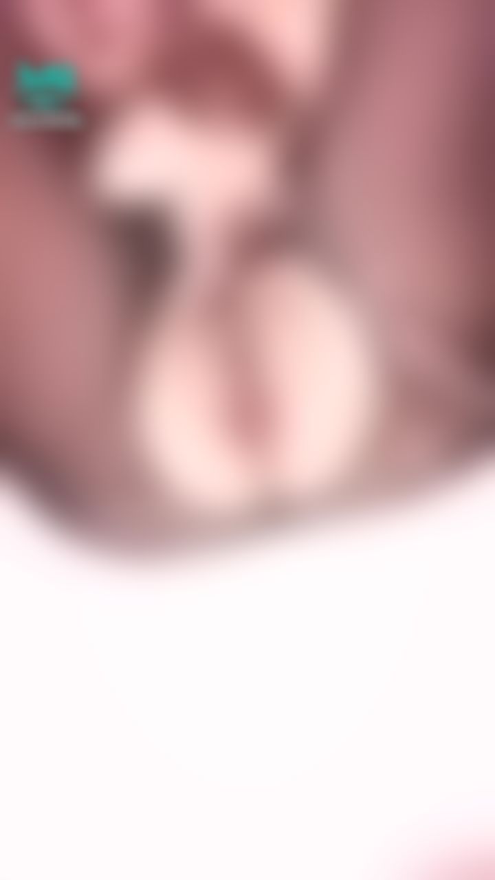  : 👠絲襪高根👠你們有看過跳蛋從小穴拿出來的畫面嗎😝好色好淫蕩喔，濕漉漉的💦你要來幫我嗎？