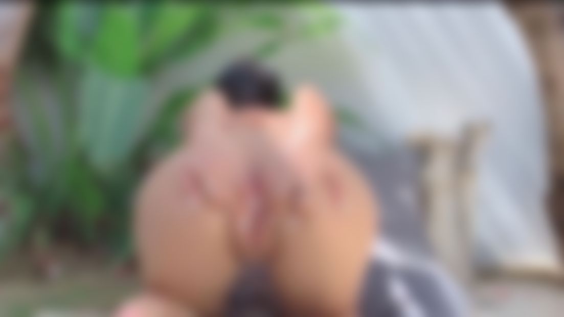 babyfeyy : lick my pussy and my crack 🍆🍆💦💦👅👅
