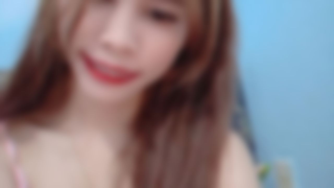 kimmychimmy : may i lick your dick baby🤤👅👅