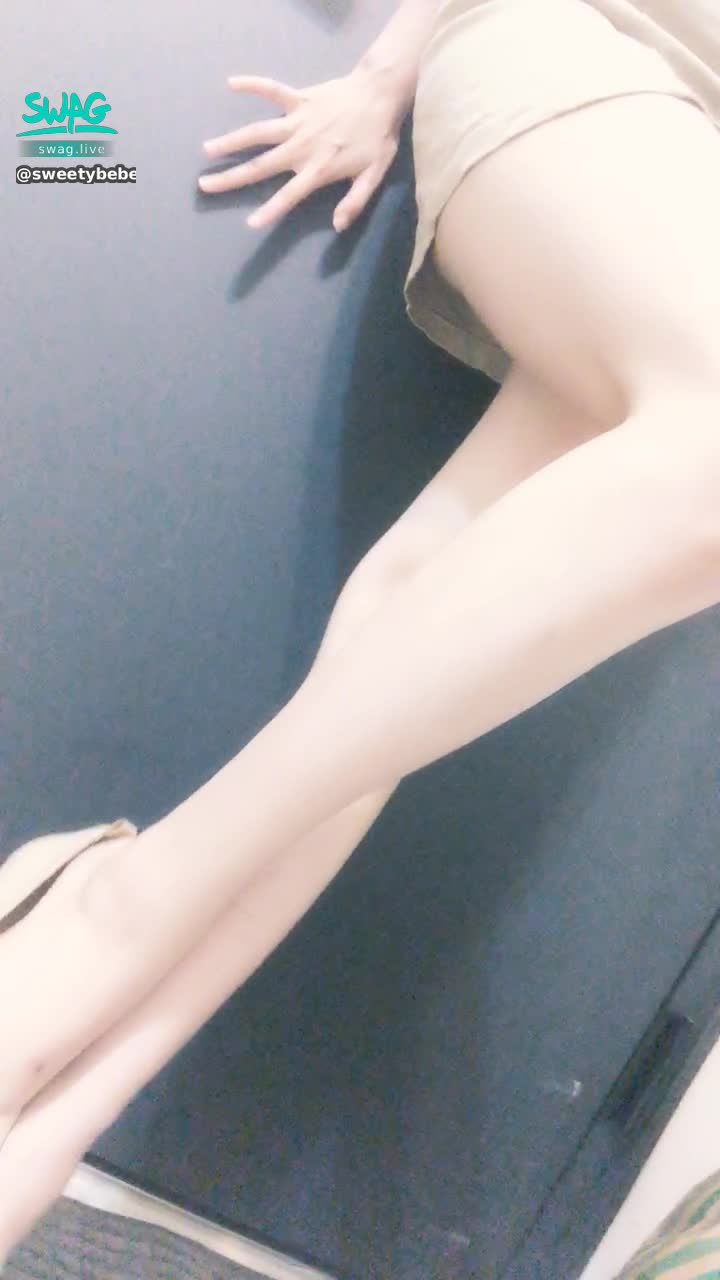 s********e : 今天意外的提早下班😮
這麼早⋯不如😈顆顆