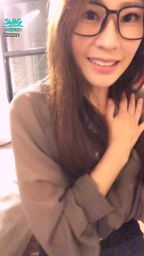 funnyg : 👩🏫與高中暗戀的老師再重逢💕終於忍不住...向老師說了她的習慣動作!
「但是老師,我其實....希望妳像以前一樣碰我!」