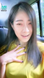 livybaby : 今天出去玩❤️
後座真的是很開心的位置,還好昨天有去看醫生🤣
我真的是一個不太會生病感冒的人,但通常只要一感冒就會很嚴重😔
最近天氣轉涼,要小心不要感冒了唷❤️