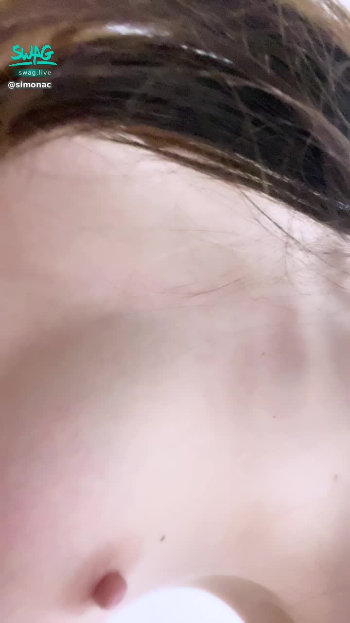 simonac : 殘寶貝尿尿遍告知新片內容 / Announcing my new cumshot vidso while peeing