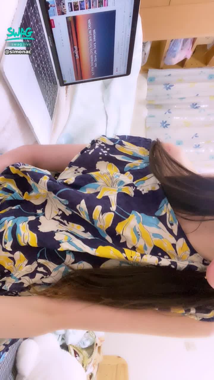 : 謝謝剛剛陪殘寶貝直播的哥哥，咱們2:00-5:00am再見！Thanks for joining my live! See tou again bwtween 2:00-5:00am!