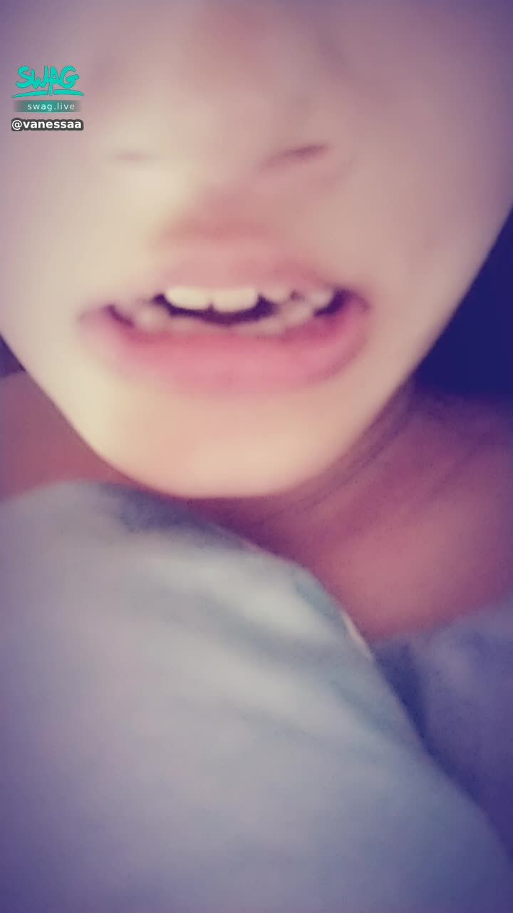  : 性感又變搞笑了
