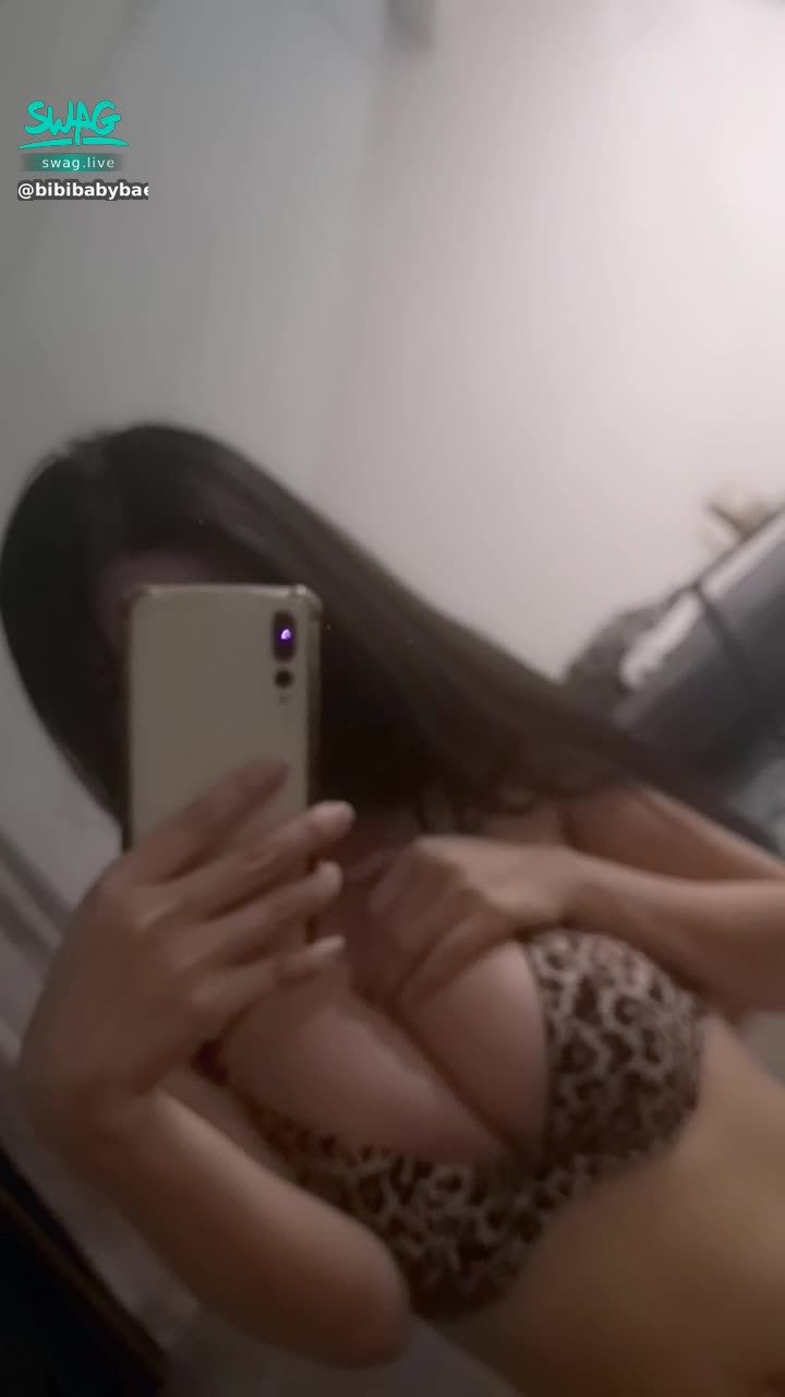 bibibabybae : Baby今晚还可以吗🔞🔞🔞有哥哥喜欢今晚baby吗🔞喜欢私聊baby 哦