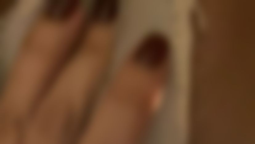 b**********m : 辦公室誘惑 玩到內褲溼掉還聽到水聲 （露奶奶乳暈