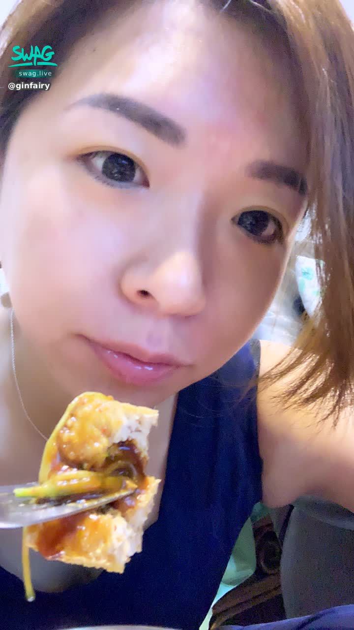 ginfairy : 有人也在吃嗎🐷