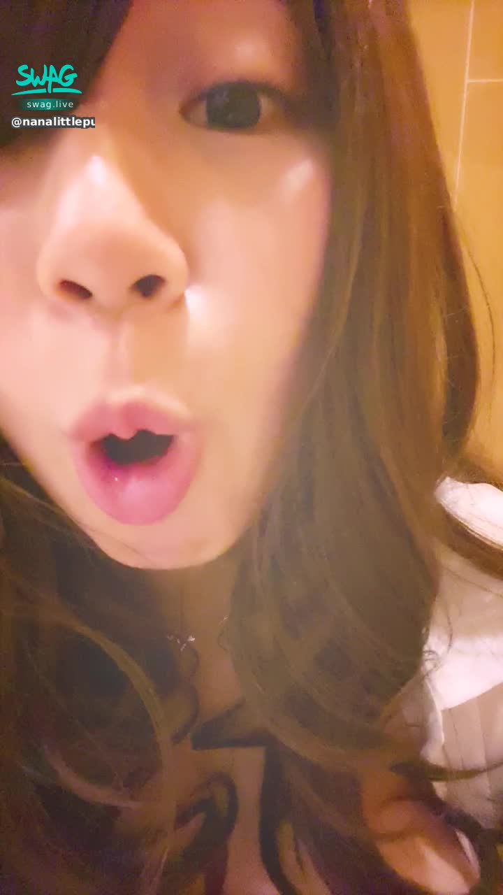 nanalittlepupy : 親愛的❤️解鎖所有動態
並截圖➕私訊「娜娜我要你的啾啾」
換隱藏版影片喔