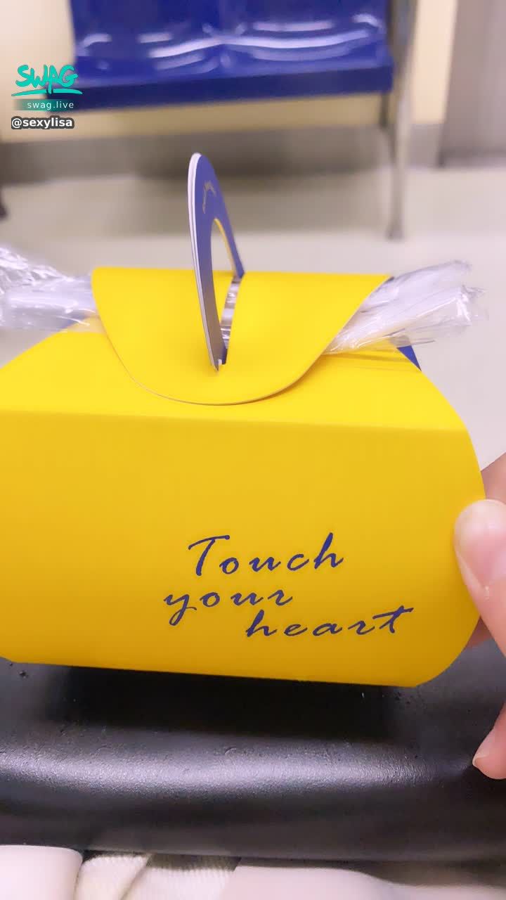  : I suddenly want something sweet 🥺🥺
touch your heart ❤️❤️