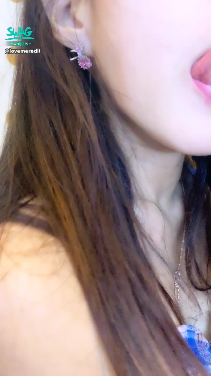 : 🐶
Vivi is a walking pheromone that makes men addicted 🤭 , tongue licking temptation 👅
🦄

🧝🏻‍♀️ Meisao vivi's first long powder powder please enjoy, if you like it, please help me like it 👍
https://go.swag.live/P9hksoBFhiXaYkGs8

㊙️ monthly vip

⚜️ dating there 2️⃣ kind

🗽 Straight brush dating ⏩ villa 🏡 *3

11/15 00:00-11/21 23:59 Draw signing meeting
Say goodbye to boring dates, find Weiwei to help you warm up 🌡

Get 1 sign and get 3 vivi sweet and lewd movies
Send 30 stickers and send monthly VIP slutty films for 1 month
Send 61 sticks to sign and send a guaranteed date for 1 time
50 lottery draw 1 fan and you can date me sweetly

💎
Meow Star presents six episodes...
Take a nap~ It's really comfortable for a moment
Wake up ~ open eyes and sunshine
Smell the fragrance ~ happiness is in the present
Licking your tongue~ Clean your body and love yourself
Relax the muscles ~ no worries
Lazy ~ have a happy day
🎀

⭐️ Every night from 21:00-23:00, come to the live broadcast room to be bad
send bags 👛 , let you ejaculate and sleep comfortably 😴
♥️ Additional time period 00:00-0800 ♥️
⭐️ Talk directly on a date, no fuss 🤗
⭐️ New and old powder 💦 Wet news, send high heels 👠 , date sign 🎁
or lift the bar 6️⃣ Sentence sent a large ruler to shoot a private film now
