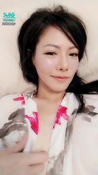 d******y : 今天走一個日本風~各位哥哥還喜歡嗎~ 喜歡的話待會要來看我直播哦😘😘