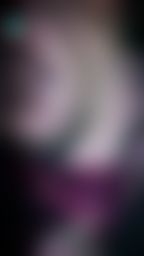 siyueh : 玩具放在我濕濕的小穴一邊揉自己的奶
好舒服喔....
越來越濕越來越想要了💦