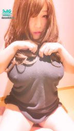 nanalittlepupy : 寶寶快看😝就問你皮不皮🍓🍓
在家這樣穿 ❤️舒服