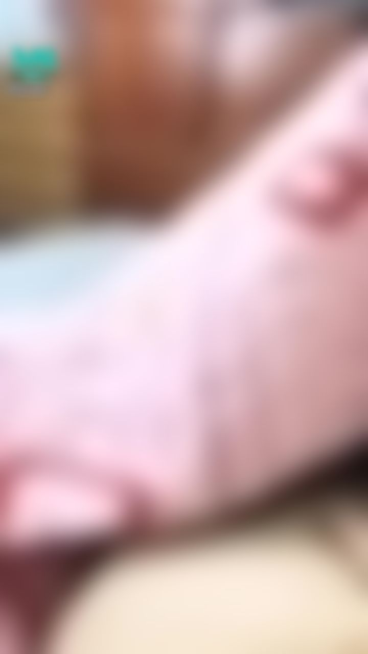 siyueh : 我在哥哥旁邊玩自己的穴穴🤪好刺激🙈