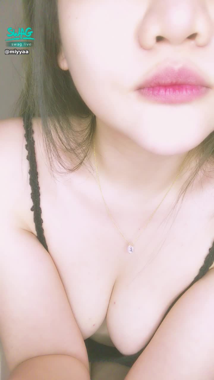 miyyaa : 干干的 👄👄👄