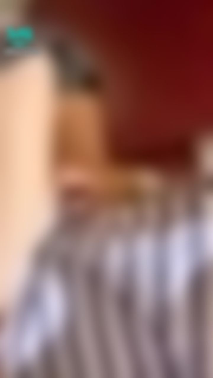 b**********m : 露瞼尿尿 三角地帶 白虎？！ 有尿尿聲