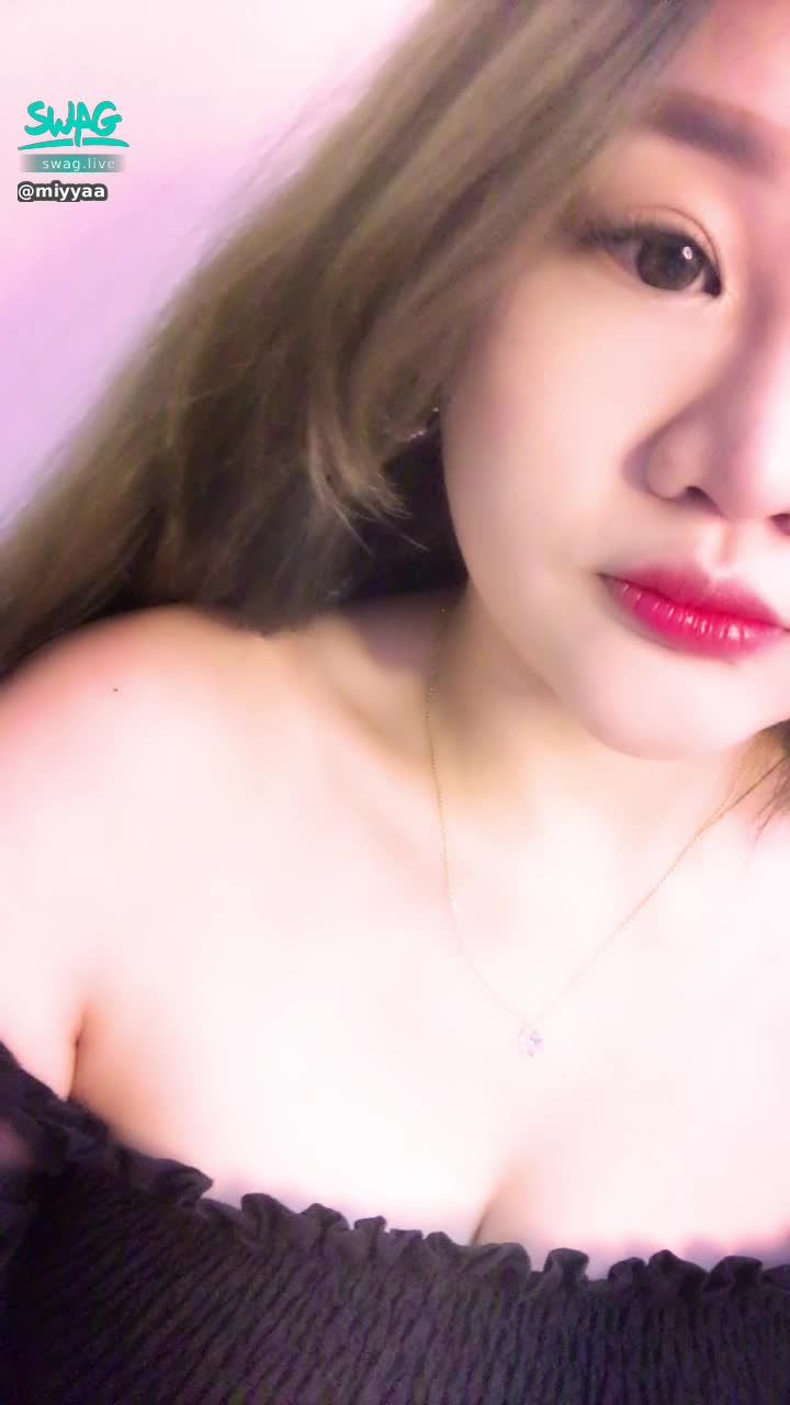  : I gave up, the live broadcast has been interrupted~ I'm sorry everyone 🙈🤷🏼‍♀️❤️