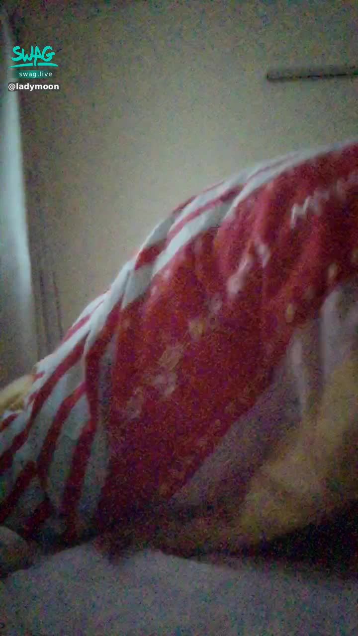  : Still everyone likes to watch ㄉ Yes
This kind of monster hiding under the quilt and showing its ass 👻
Look carefully, roll a few laps and private message my answer 🤓
Maybe there is a big surprise ㄋ 💓