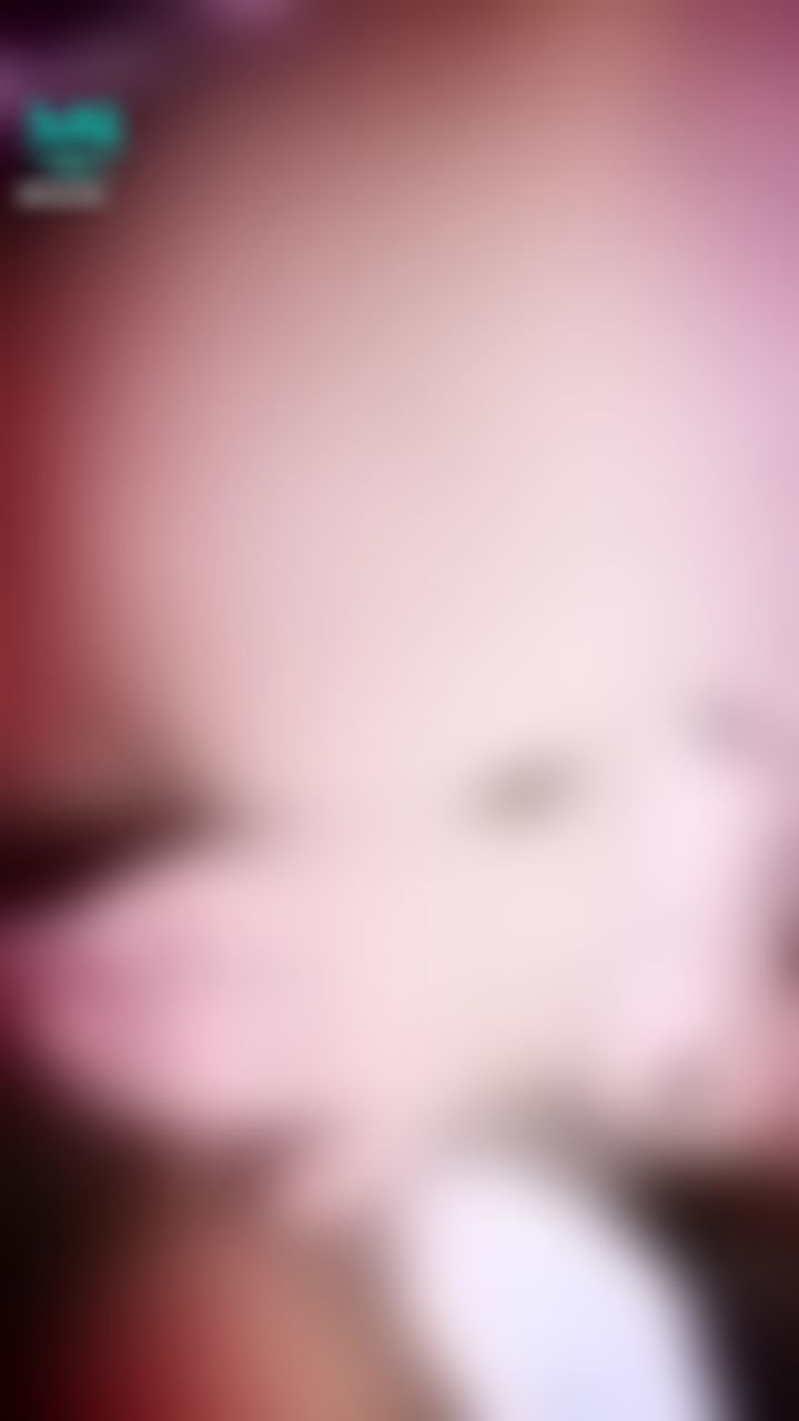 m****a : 奶頭跟淫蕩鮑魚同框給哥哥覺得美嗎💦💦🔞🔞