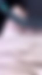 b**********m : 腿腿露起來 今天很冷大家穿多一點