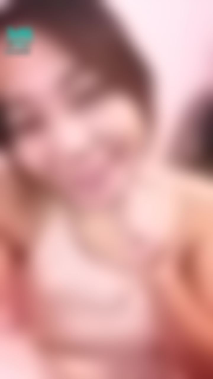  : 今天的直播結束囉❤️ 
謝謝哥哥們陪巧巧直播聊天 今天也是一樣聊的好開心喔🥰 哥哥們下次直播也要記得來陪巧巧聊天喔 
打勾勾我們約定好囉🤙 愛你們唷😘


🎄超值聖誕🎄 一個聖誕跳蛋 換兩部專屬自拍影片🥰 寶貝們還不趕快參加嗎❤️