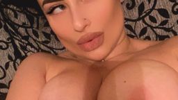 p***********a : Hi
look at my ass💎🔮