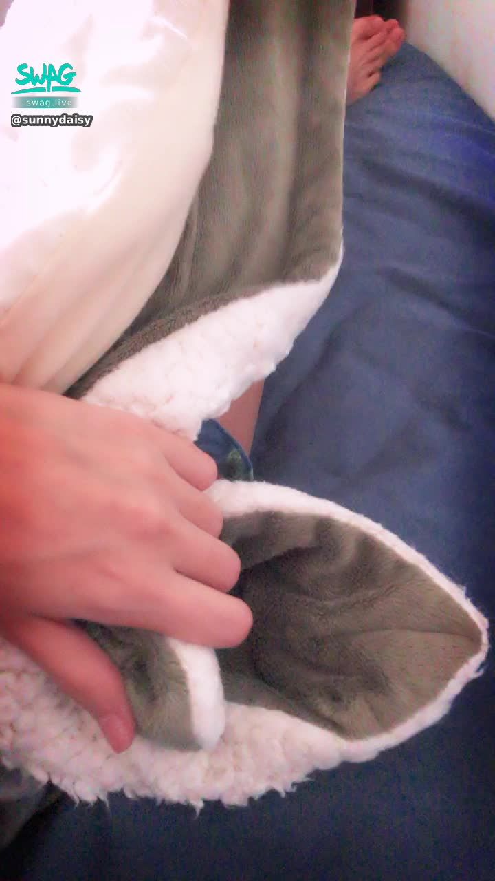s********y : 嗯～～～不想起床