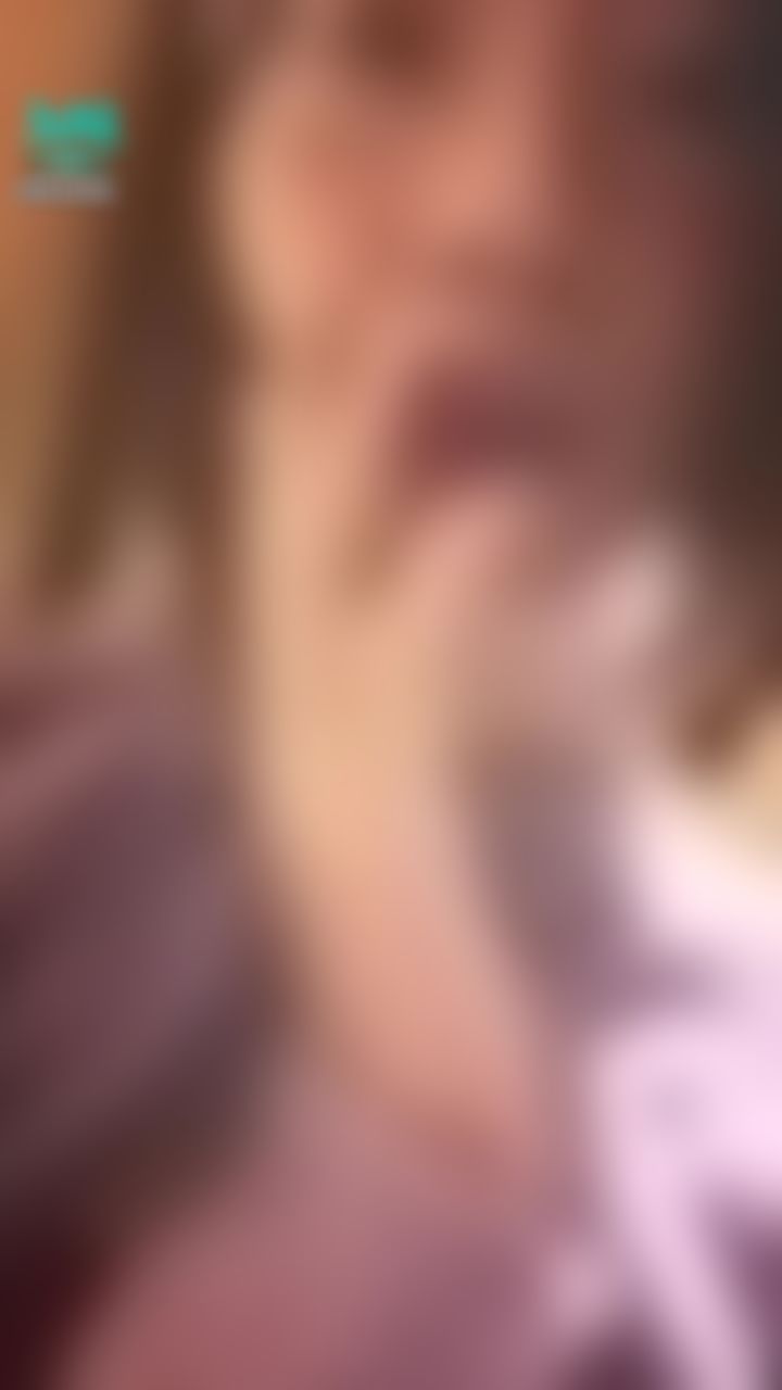 : 每次摸自己都覺得...皮膚怎麼這麼滑😝