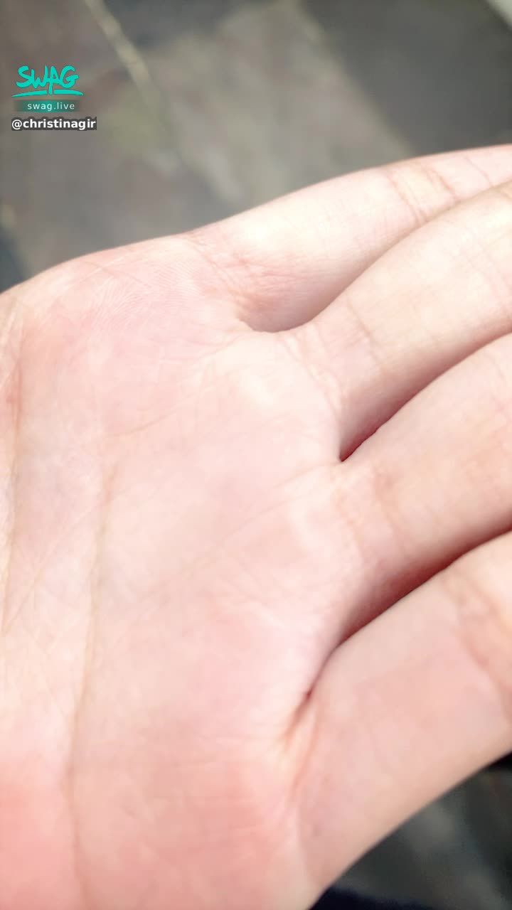c***********l : 真的是充滿歷練的👋🏻 拜託別再長繭⋯⋯🥺