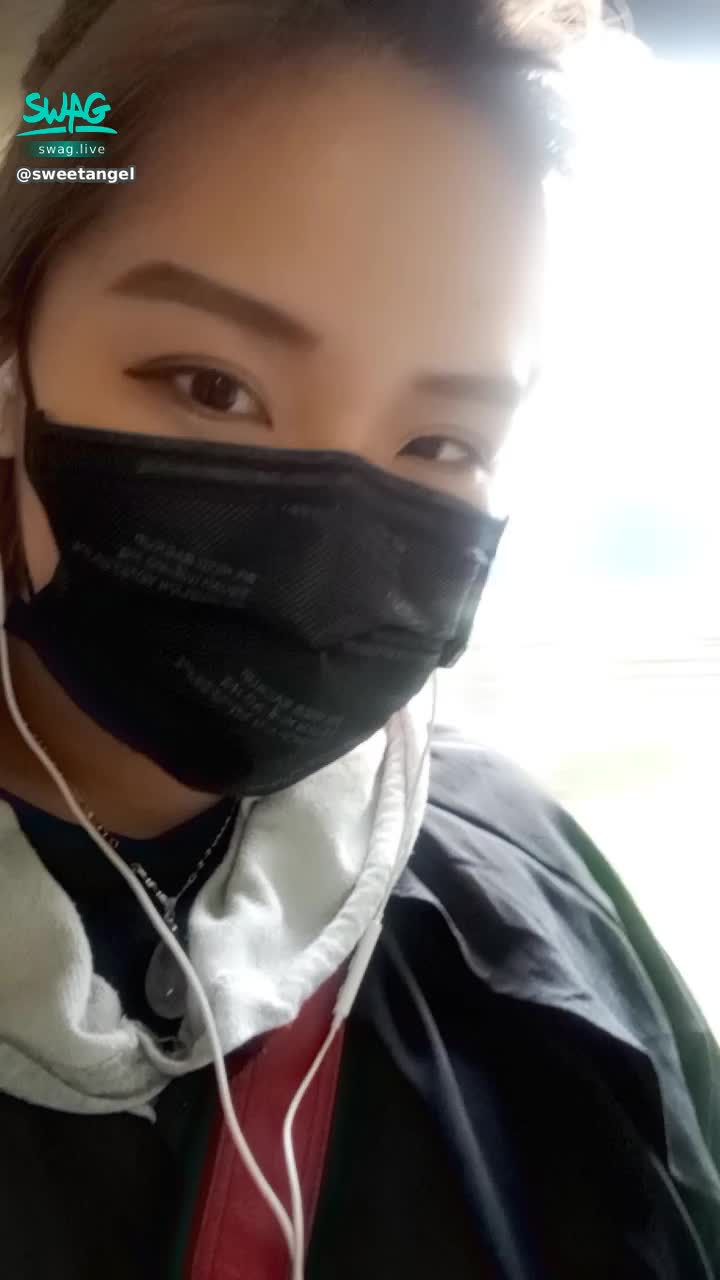 s********l : 露個臉臉，，，我今天還美嗎？親愛的小哥哥，，，❤️❤️❤️❤️🥺🥺🥺🥺💕💕💕💕💕🌼🌼🌼愛你唷，，，，，害羞辣