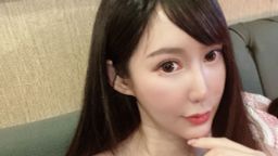 ginamimi : 如標題❤️
任解鎖三部長片濕訊截圖🉐️一部隱藏片🔞
解鎖六部換三部片‼️
記得幫我按讚👍給主播鼓勵喲‼️