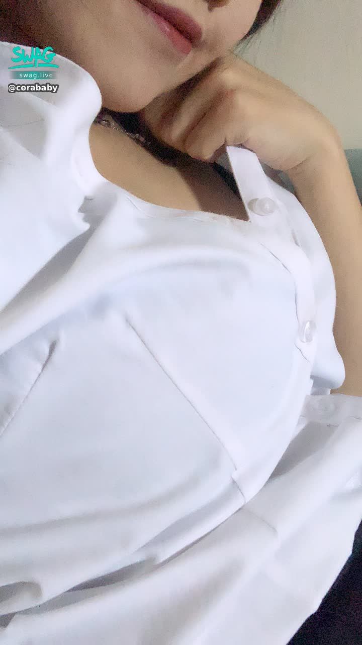 corababy : ⚠️兩個重要的訊息通知大家⚠️不可錯過‼️
⚠️兩個重要的訊息通知大家⚠️不可錯過‼️

1️⃣
直播通知🥰機會難得❤️喜歡我的寶貝一定要來看❤️
🌟這週五 1/22 20:00🌟希望能再看到你們呦😘
希望大家可以多說話☺️等你呦💘

2️⃣
低鑽約會活動💎預告倒數一天‼️
請持續鎖定Cora😆想跟我深入接觸嗎😳😳
一定要把握🥳🥳