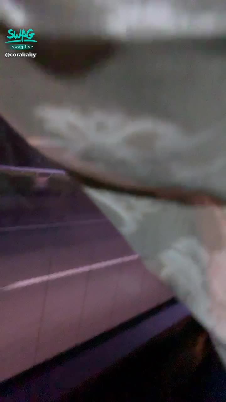 corababy : 💥太刺激💥在車上⋯好像可以玩些什麼⋯😈