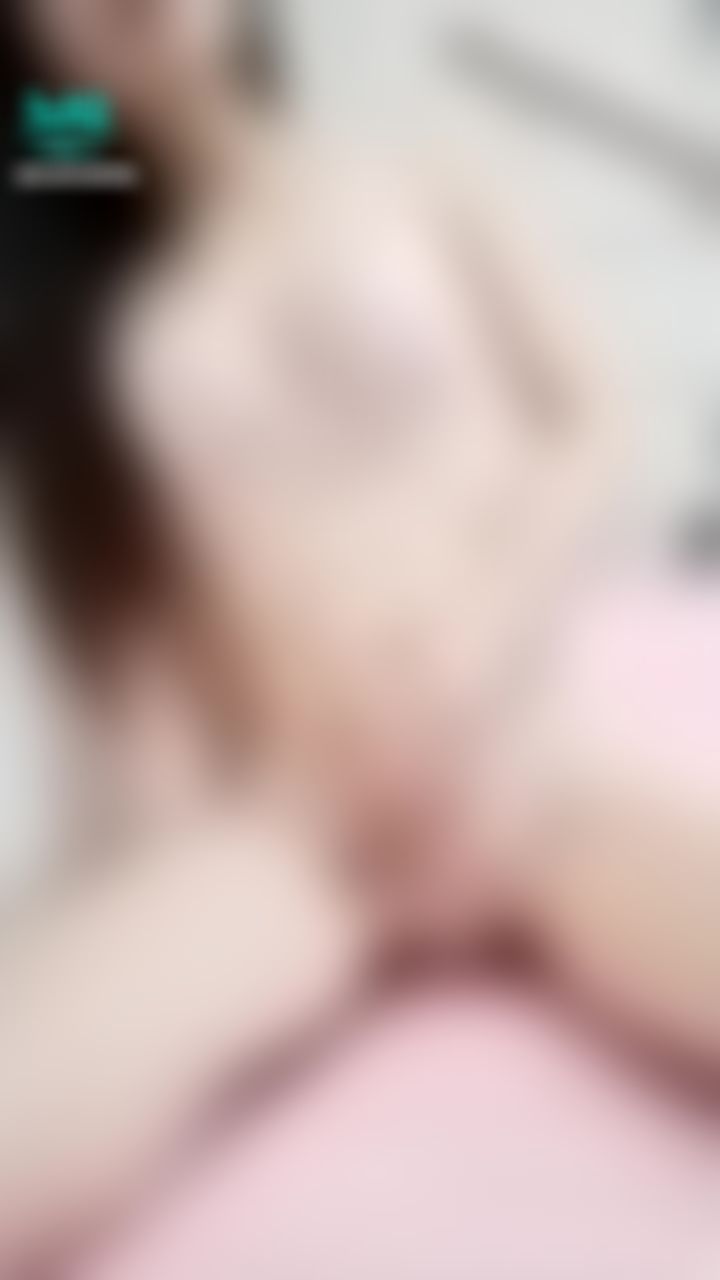  : 🔥（ 淫聲滿滿） 沒有哥哥的溫暖，只好自己摸摸妹妹...🥺